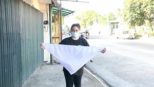 This video is about the parts of triangular bandage and how to fold a triangular bandage to a narrow cravat. | ALERT and ALIVE