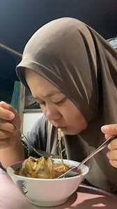 18 reactions · 23 comments | Di bawa mambakso gin sanang dah..ujung ujungnya salipiku jua ai di gulagai pamu #reel #adayinmylife #halongbalangan | Sugiarti | Facebook