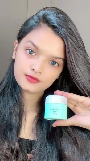 GFOR Vitamin Milk Whitening Cream GFORS Vitamin Milk Whitening Cream is a skin-brightening cream that actively helps improve the appearance of dull skin for a radiant complexion. You can purchase this product from Chardike.com - চারদিকে 🤍 | Nitmag