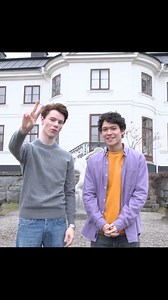 ERA HORA, VIEJA, Simon y Wilhelm agarraron la pala y empezaron a filmar la segunda temporada de Young Royals. Miren que lindos están juntos 🥺💕👑 | Netflix