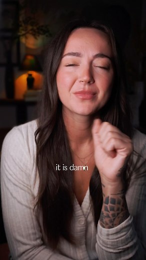 CONSTANTLY DISSATISFIED? that’s fear disguised as: perfectionism hyper criticism nit picking ruminating a search for control The lack of internal safety will inevitably bleed into our relationships — until we choose to tend to our wounds. Meet yourself (and your fear) with warmth, compassion, and appreciation. Slowly start to show up for yourself, rather than picking yourself (and your partner) apart. ❣️ #innercritic #perfectionist #relationshipadvice #partswork #shadowwork #selfawareness | Quin