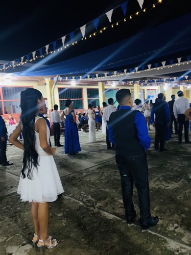 Atesorando cada momento, Abish ya hizo promoción les mostraré un poquito de lo que fue su coreografía de baile de promoción 😍💙 #contenido #fyppppppppppppppppppppppp #fiestadepromoción #2025