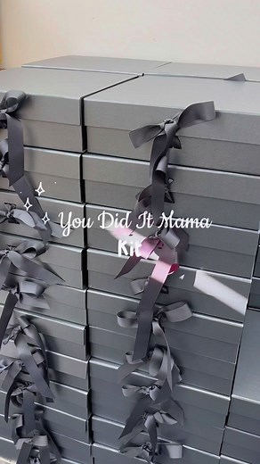 YOU DID IT MAMA! You birthed a human! Those early days are so...