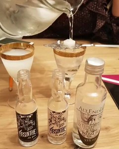 Absinthe time 💚 l’heure blanche 😀 #absinthe #alandia #alandiaspirits #blanche #absinth #greenfairy #whitefairy #spirit #awesome #drink #drinks #cocktail #longdrink #cheers | ALANDIA Absinthe