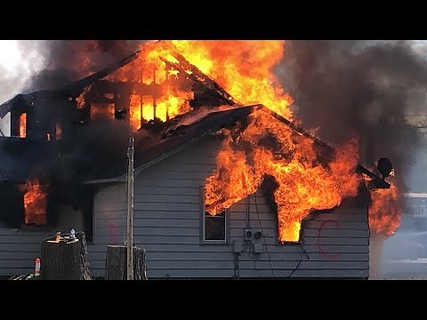 **Fully Involved House INFERNO** - Start to Finish [ WI - Arbor Vitae FD Controlled Burn ]