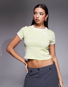 HUGO Blue – Knapp geschnittenes Ringer-T-Shirt in Gelb mit Logo | ASOS