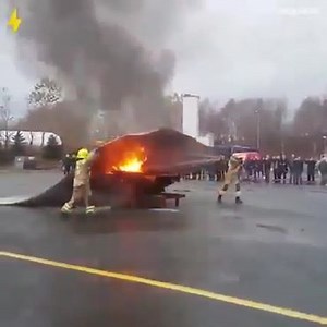 75K views · 507 reactions | Unique fire fighting method Cre: Top Grind - TG | Top Grind - TG | Facebook