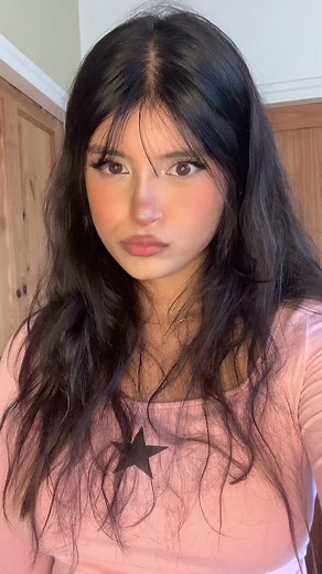 Explore Aeluin's Unique Content on YouTube