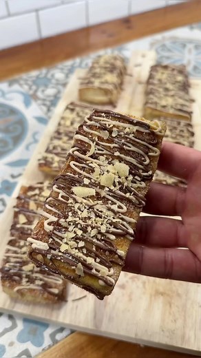 639K views · 6.7K reactions | TORRIJAS KINDER BUENO #torrijas #recetasfaciles #postrecaseros #kinder #kinderbueno #chocolate #españa #recetas #madrid #postre #barcelona #receta #postres #dulce #torrija #pan #merienda #recetafacil | ismaelcocinillas | Facebook