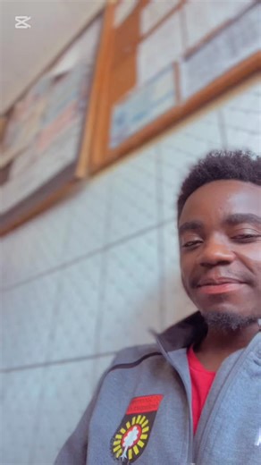 3.6K views · 131 reactions | J’suis souvent le seul papa à accompagner sa femme et son bébé pour les vaccins à l’hôpital… Les gars, c’est pas normal ! Faites comme moi, c’est une belle expérience et ça fait vraiment du bien à la maman. | Hugo l’apache | Facebook