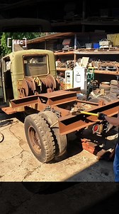Rescuing a Forgotten Legend - The 1945 Mack EF | Dramas