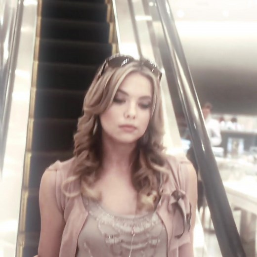Ashley Benson como hermosa mentirosa en 'PLL'