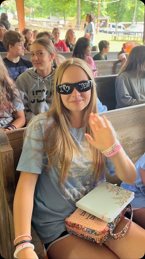 WE LOVE JESUS, YES WE DO…🙌❤️ #getlinked #linkchurch #weareafamily #insaneamountsofgrace #neveralone #freedominjesus #churchcamp2025 #victorious | Link Church