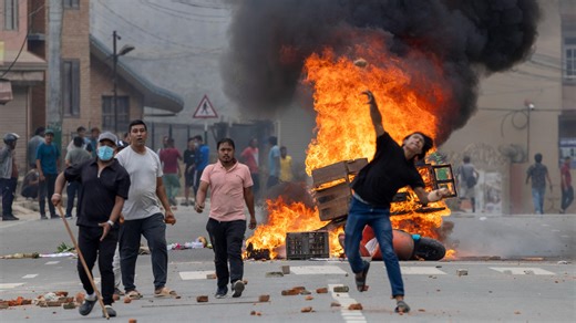 La ola de protestas en Nepal deja 25 muertos por la prohibición de acceso a las redes sociales