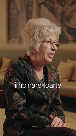 1.2K views |  Cum găsești echilibrul între manual, cretă și tablete?...