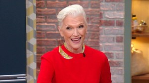 Breaking News: Elon Musk's mom just became a supermodel -- at 69! How does she do it!? (We can barely get out of bed in the morning 😜) READ MORE: http://rach.tv/2FiVm9Z | Rachael Ray Show