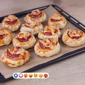 Brilliant appetizer idea in 5 minutes! These will disappear in a minute! Puff pastry and bacon! | Simple Food - videos and recipes