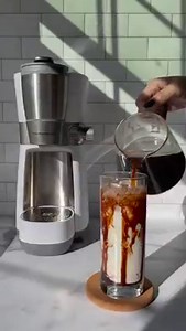 21 reactions · 3 comments | Make it a BREW-tiful ☕️day and treat yourself to a Hamilton Beach FlexBrew® Coffee Maker. You’ll enjoy the flexibility of brewing iced or hot coffee! Shop now: https://bit.ly/41MdmTI Video and recipe by: @feed.annna | Hamilton Beach | Facebook