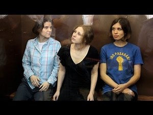 "Pussy Riot" condenadas a 2 anos de prisão