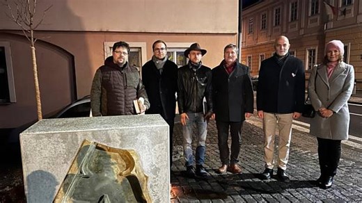 Moravská Třebová odhalila Piaristické nároží. Uctila tak sametovou revoluci