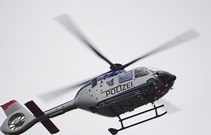 Regensburg Reinhausen: Hubschrauber, Feuerwehr und DLRG im Einsatz