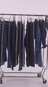 Escoger solo uno se pone difícil cuando todos son POMP⚡ No tienes que elegir. Solo decidir por cuál empezar🔥 Consigue los tuyos y POMP it up! #POMPitup #POMPjeans #CurvesApproved | POMP JEANS