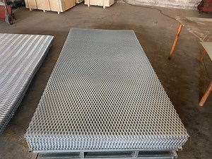 [Hot Item] Anping Powder Coated Mild Steel Expanded Metal Sheet for Fence