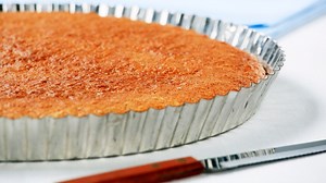 Bolo pão de ló: receita básica de 05 ingredientes, fácil de fazer