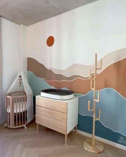 Beautiful Stokke Nursery #inspiration • So excited for what’s about to happen 🤰💕 We love to see all the excitement and love that went into these nursery preparations! In front of these beautifully painted mountains and sun, your little one will surely have the sweetest dreams in her Sleepi Mini. 👶💤 #StokkeSleepi #SleepiMini #stokkemalaysia #bebehausmalaysia #SleepiNurseryCollection #NurseryPreparations #stokkenursery #nurseryroom #nurseryroominspiration Sleepi Design: Susanne Grønlund & Clau
