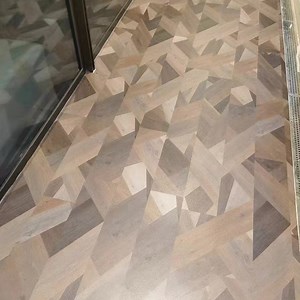 [Hot Item] Outdoor Ceramic Tile Interior Wooden Pallet Plastic Floor