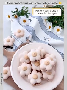 This flower macarons are super easy to make | The Organic Lab