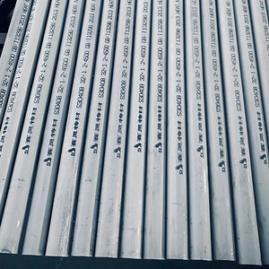 [Hot Item] Factory Outlet S30408 TP304 32mm Diameter Stainless Steel Seamless Pipe