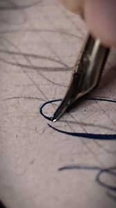 35K views · 265 reactions | Letra "O" con pluma fuente #Caligrafía #escrituraterapéutica #plumafuente #caligrafiaartistica | Adrián Bárcenas Caligrafía | Facebook