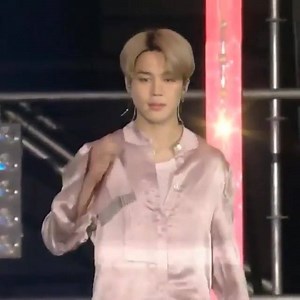 24K views · 5.1K reactions | He doesn't have to be this hot | BTS Streamers | Facebook