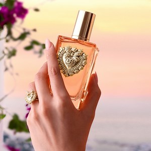 Transform any room with the comforting and addictive essence of Devotion — your ultimate signature scent! Shop Dolce & Gabbana online and in-store at Edgars Beauty. #Edgars #EdgarsBeauty #DGBeauty #DGDevotion | Edgars Beauty