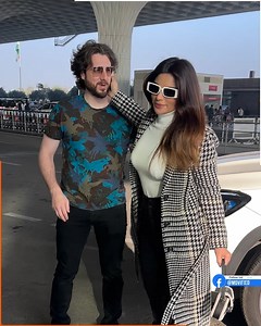 177K views · 2.6K reactions | Shama Sikander, Sania Mirza and Manish Paul Spotted at Airport #shamasikander #saniamirza #ManishPaul | Movified | Facebook