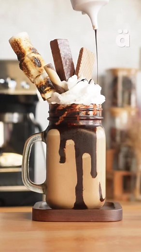 Mocha Freak Shake ⬇️ Ingredients: 30ml heavy cream 60ml milk 25ml chocolate sauce 30g espresso 25ml liquid sweetener ice whipped cream toasted marshmallows choco wafers chocolate sticks #mocha #freakshake #mochafrappe #coffee #homebrew | Arkaik PH