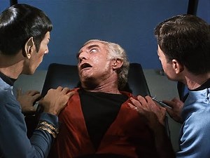Dagger Of The Mind Reviewed, Star Trek TOS Season 1 Episode 09 Kirk Explores Insane Asylum