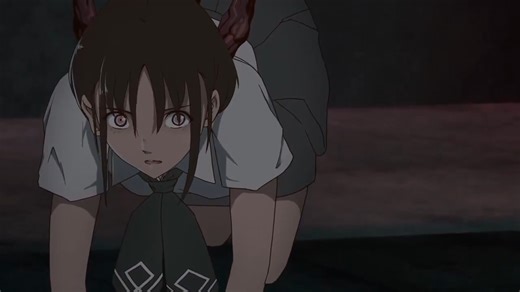 Esta animación de The Feast of Amrita es increíblemente fluida. Se puede apreciar cada uno de los movimientos de la chica que corre por las escaleras y como tropieza. Eso si, luego como que la animación decae bastante, medio raro. ¿Ya conocías este anime? | Watashi MO