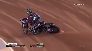 Not a bad way to announce yourself on the Cardiff stage, Jack Holder Racing 😏 #BritishGP #FIMSpeedwayGP | FIM Speedway Grand Prix