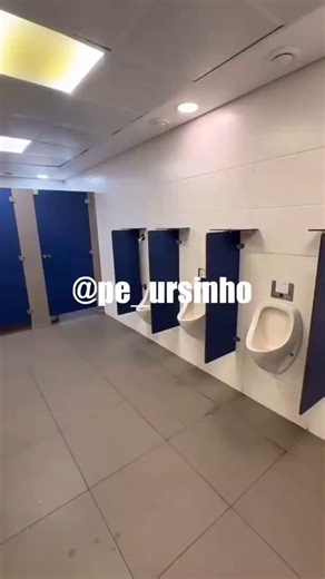 RT @AndrewCorsini3: Estava eu me preparando para a viagem quando me deparo com ele o @pe_ursinho então já viu né? Quer ver completo? Da um…