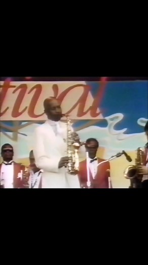 Eddie “Cleanhead” Vinson - Kidney Stew Blues #eddiecleanheadvinson #eddievinson #kidneystewblues #solidgoldsoul #rnbmusic #rnb #souljams #rnbsoul #slowjams #love #lovesongs #grownfolksmusic #weddingsongs #slowjams #oldschoollovesongs #soultrainlive #oldschoollovesongs #slowjamsmix #rnbmusic | Jazzy Soul Musiq