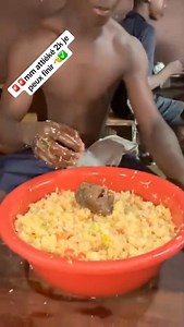 180K views · 2.6K reactions | Je mange seul | Emprunt mix | Facebook