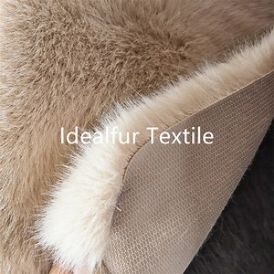 [Hot Item] Luxurious Faux Fox Fur Throw Blanket for Cozy Homes