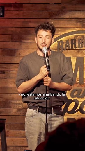 Altoyoyo on Instagram: "Mañana: Honesto Mike – Santiago. Jueves: Valparaíso, junto a Lucas Espinoza. Viernes: Concón – quedan pocas 👀 Sábado: La Serena – se está agotando 🚨 Entradas en el link de la bio. Nos vemos riéndonos fuerte, como corresponde"