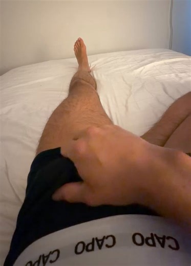 RT @AlphaFootKing16: Someone come turn me on with your walletFindom cashmaster