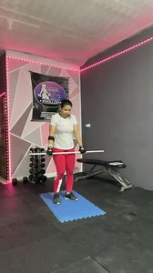 Cardio y abdomen con bastón | WOMAN FIT