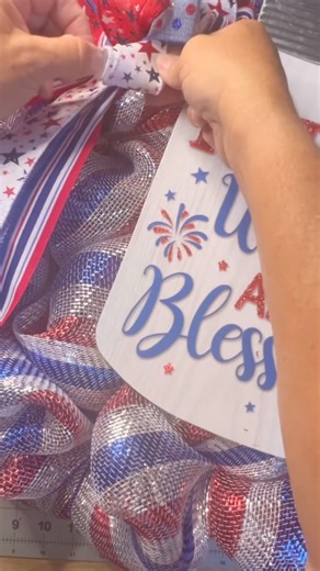 Festive 4th of July Wreath | Easy Patriotic DIY 🇺🇸#DIYWreath #PatrioticDecor #FourthofJuly #SummerDIY #AmericanFlag #RedWhiteAndBlue #StarSpangledBanner #HomeDecor | Hollie Hobbies