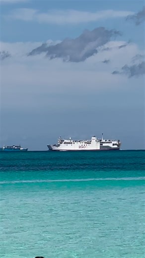 Race between Starlite Annapolis and St. Agustine of Hippo #StarliteFerries #2GOTravel #Boracay #BarkoVlog #SeaTravel #Philippines | Laag Ni Markee