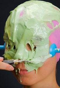 107K views · 196 reactions | Comment fabriquer un masque de chat en plastique à partir de vieux plastiques ! | Brico Famille | Facebook